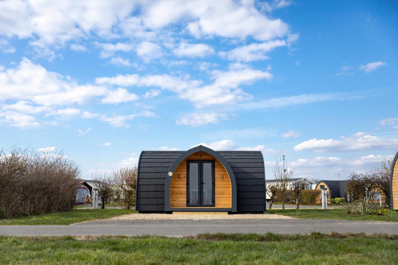 Camping Pods, Carlton Meres Holiday Park Rendham Екстериор снимка