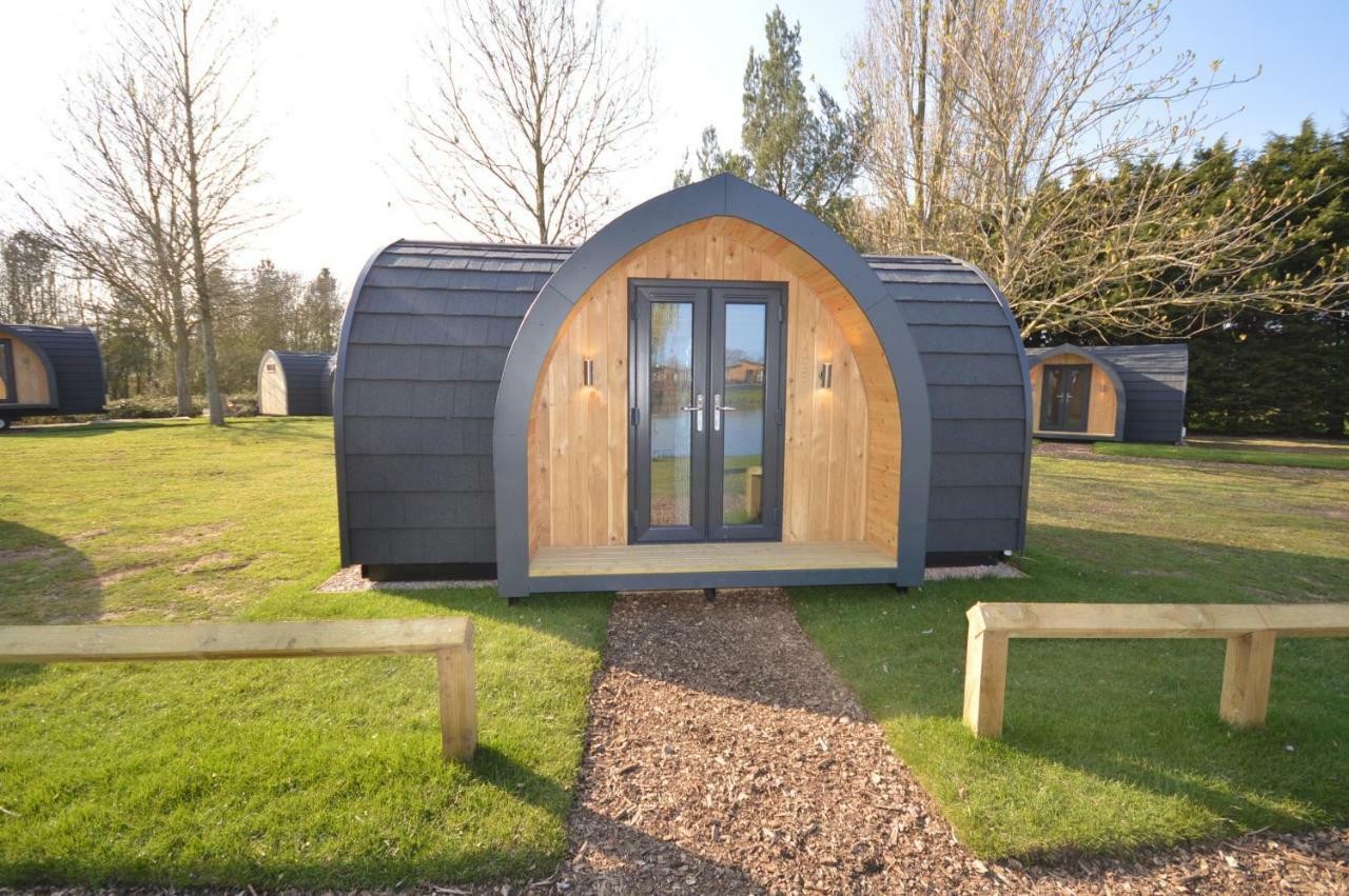 Camping Pods, Carlton Meres Holiday Park Rendham Екстериор снимка